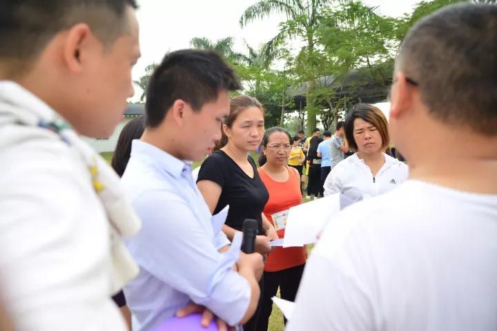 口哨發令、旗幟落下，比賽的完美呈現，離不開裁判員的辛苦付出，低調是他們的代名詞