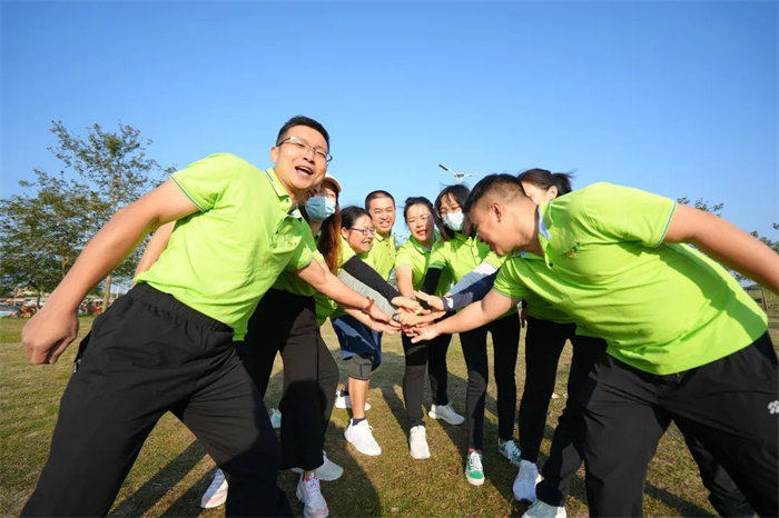廣東博皓“技壓群雄誰知曉，賽場風(fēng)云見真曉”第五屆運(yùn)動會    -3